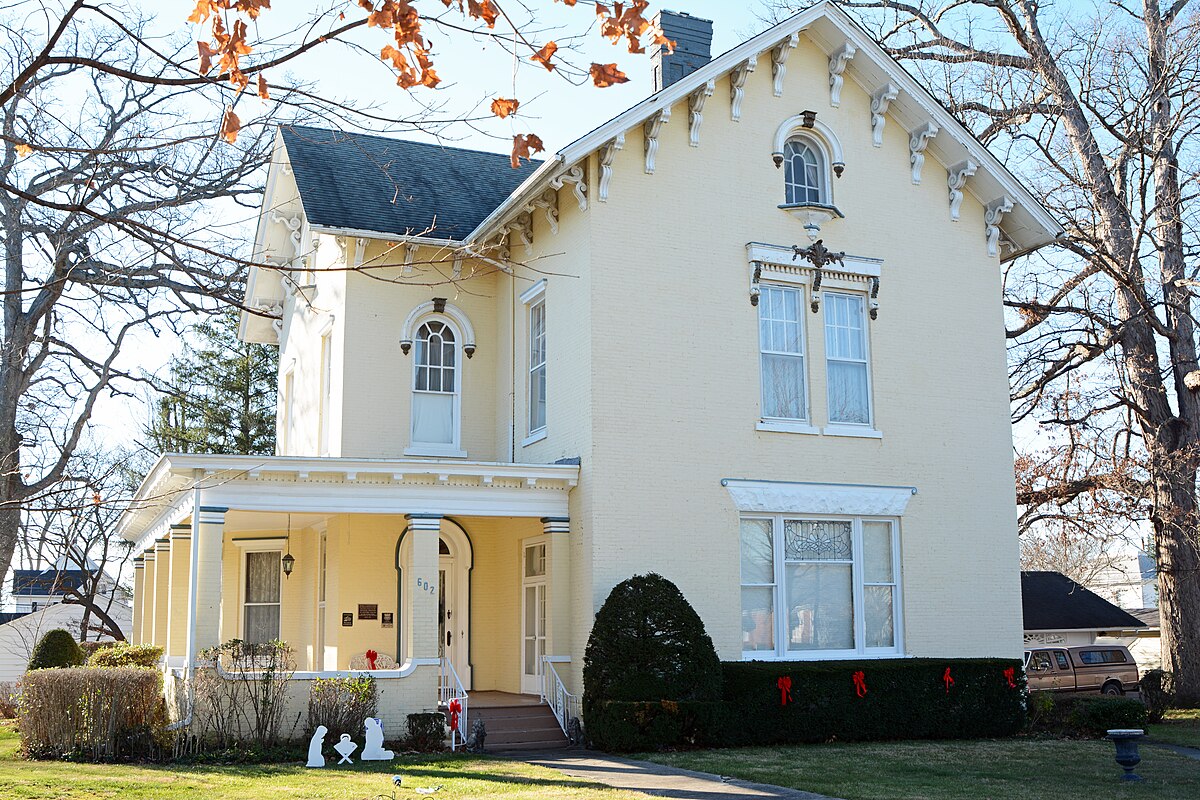 Robert_L_Dulaney_House,_Marshall,_IL,_US